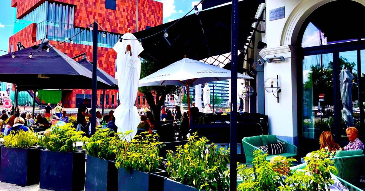 U Eat & Sleep Antwerp Hotel Exterior photo