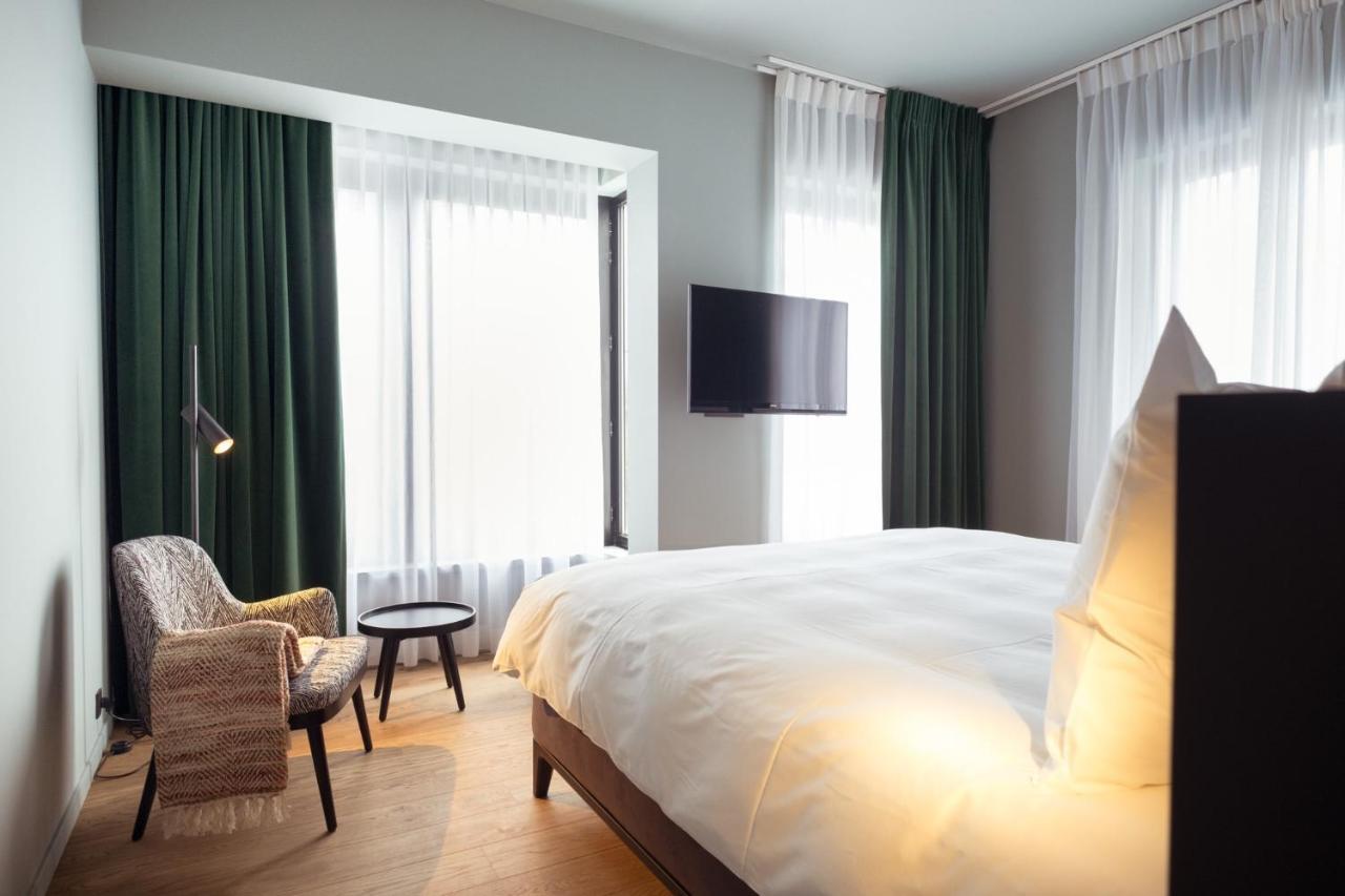 U Eat & Sleep Antwerp Hotel Exterior photo